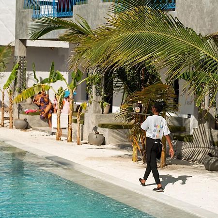 Casa Beach Hotel "Casa Del Mar" جامبياني المظهر الخارجي الصورة