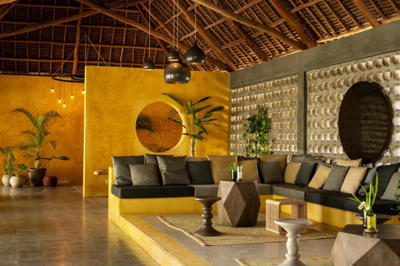 Casa Beach Hotel "Casa Del Mar" جامبياني المظهر الخارجي الصورة