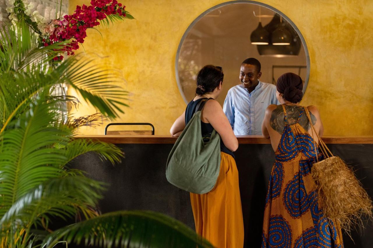 Casa Beach Hotel "Casa Del Mar" جامبياني المظهر الخارجي الصورة