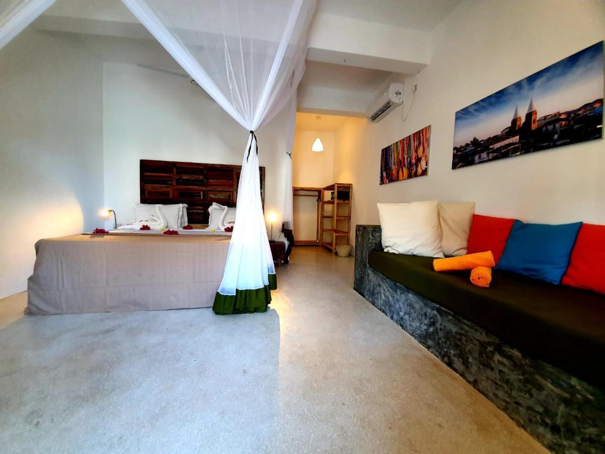 Casa Beach Hotel "Casa Del Mar" جامبياني المظهر الخارجي الصورة