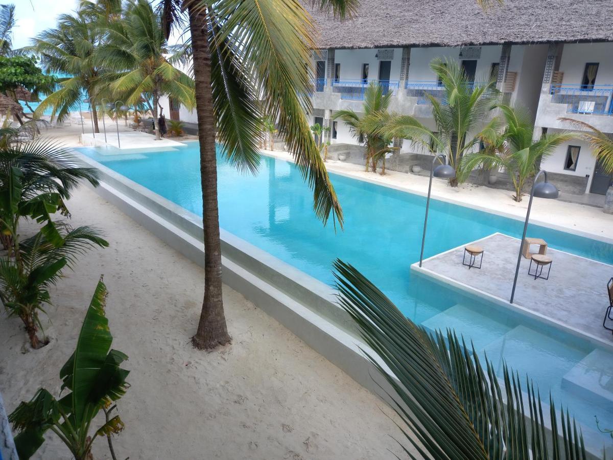 Casa Beach Hotel "Casa Del Mar" جامبياني المظهر الخارجي الصورة