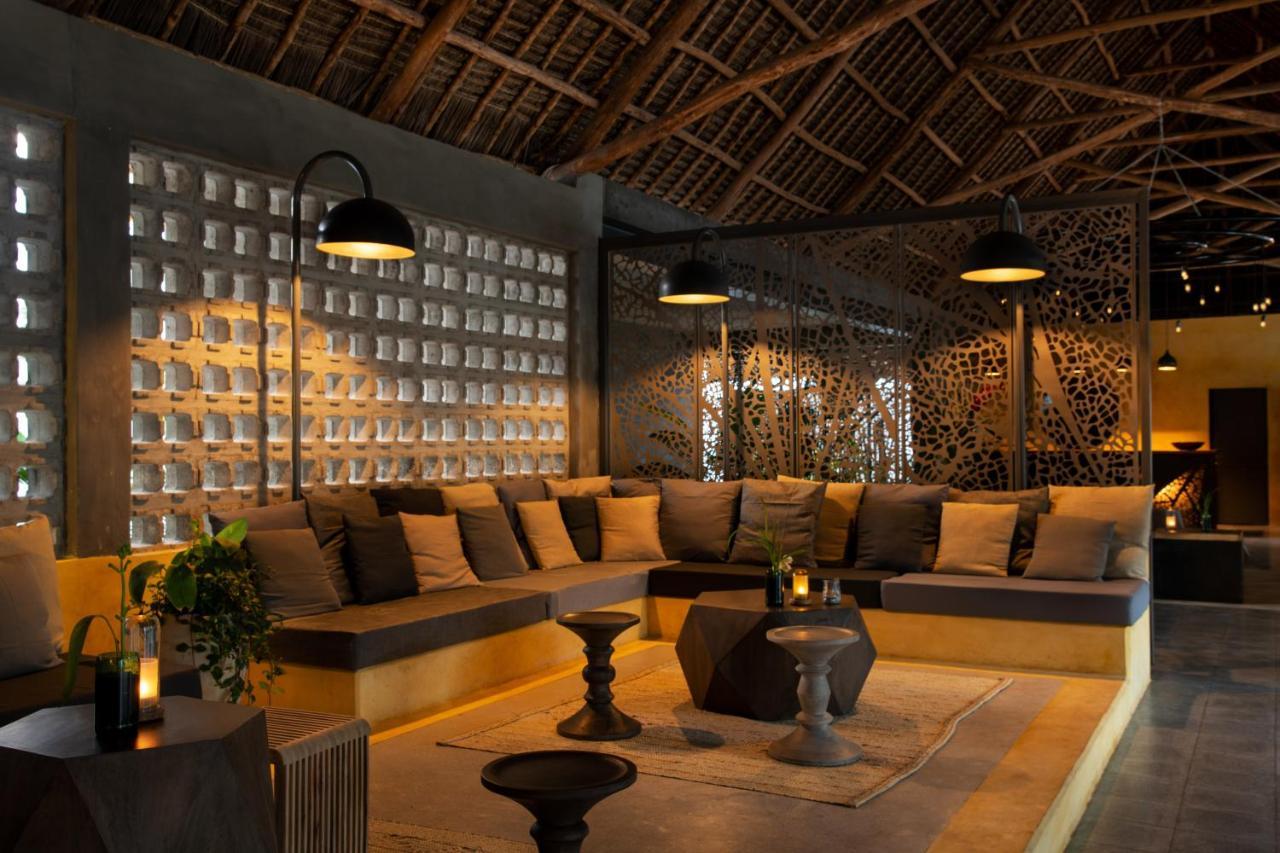 Casa Beach Hotel "Casa Del Mar" جامبياني المظهر الخارجي الصورة