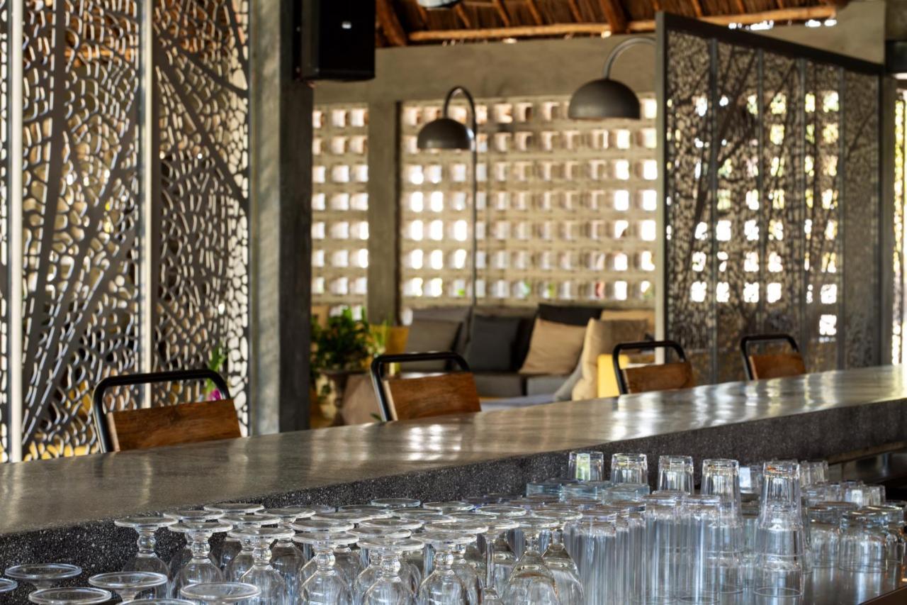 Casa Beach Hotel "Casa Del Mar" جامبياني المظهر الخارجي الصورة