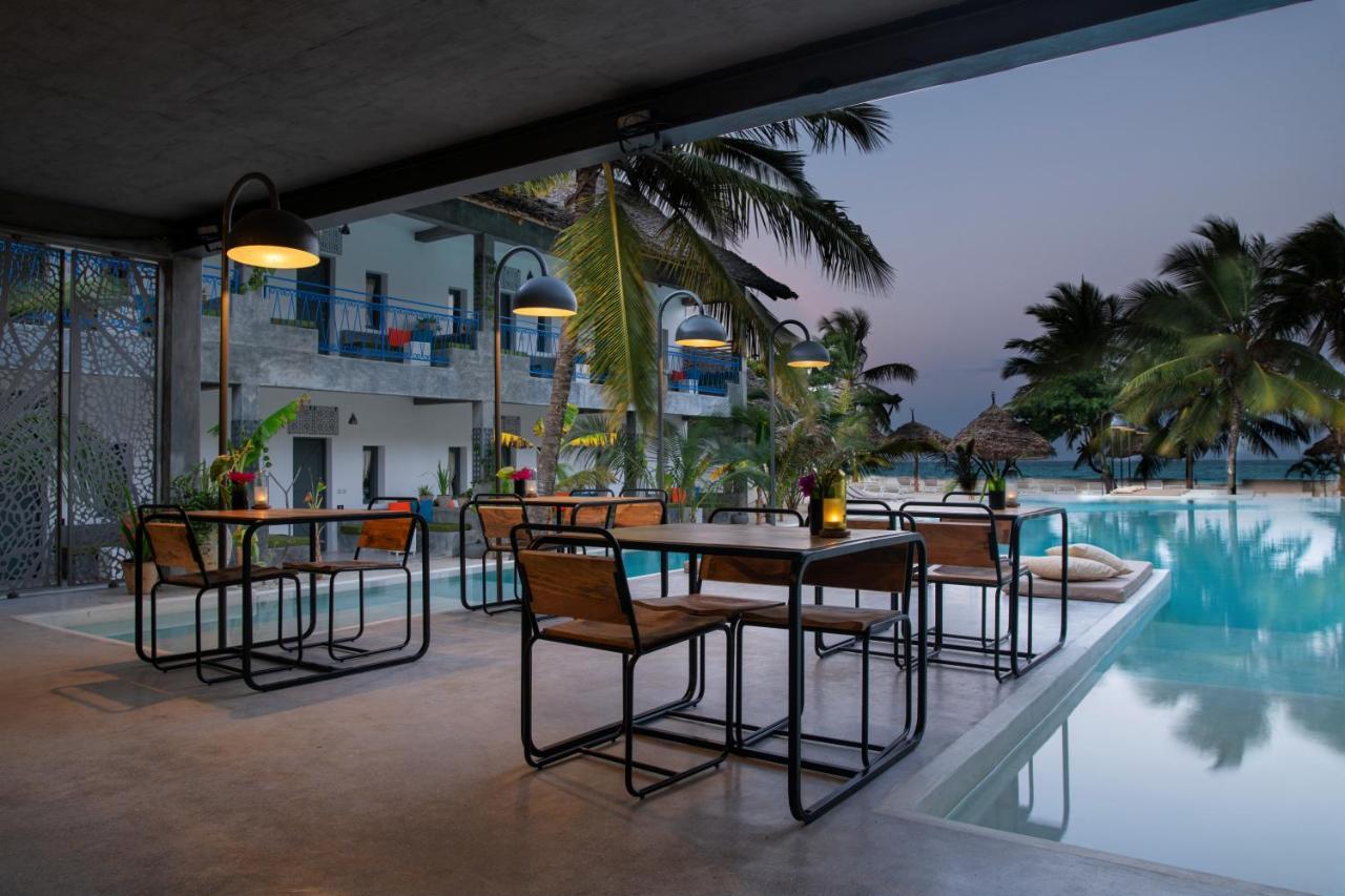 Casa Beach Hotel "Casa Del Mar" جامبياني المظهر الخارجي الصورة