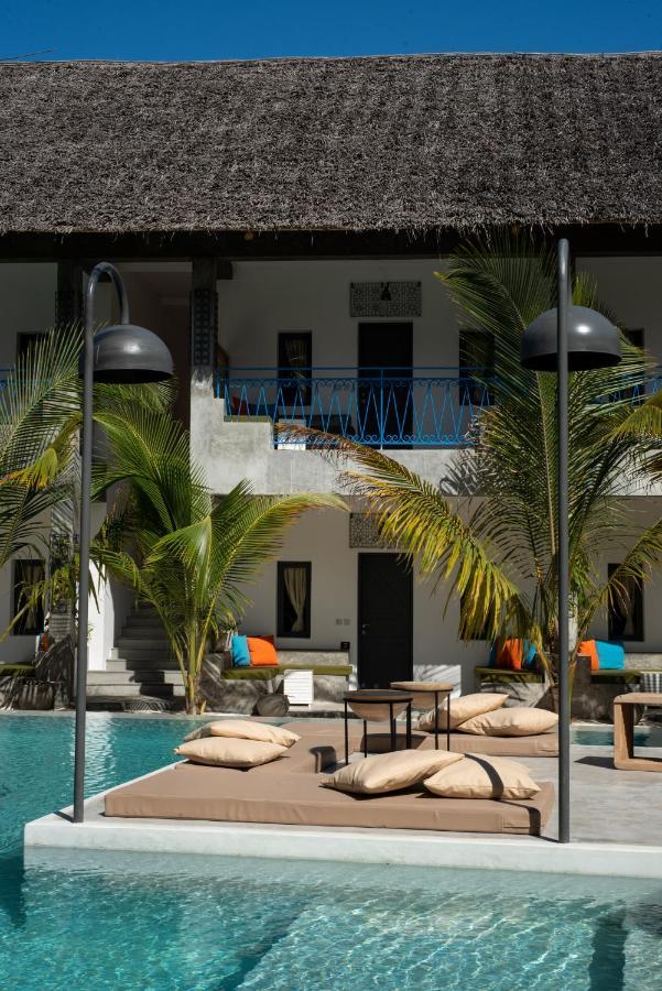 Casa Beach Hotel "Casa Del Mar" جامبياني المظهر الخارجي الصورة