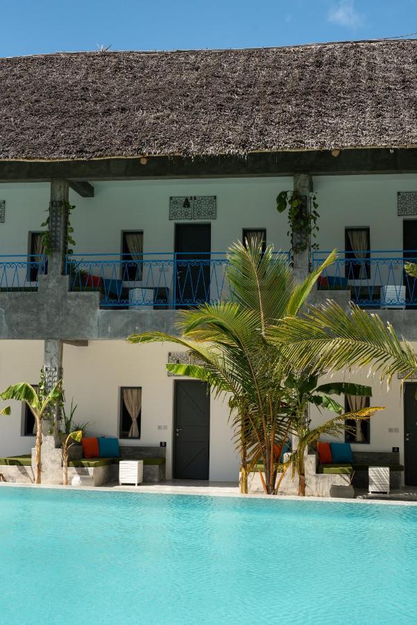 Casa Beach Hotel "Casa Del Mar" جامبياني المظهر الخارجي الصورة
